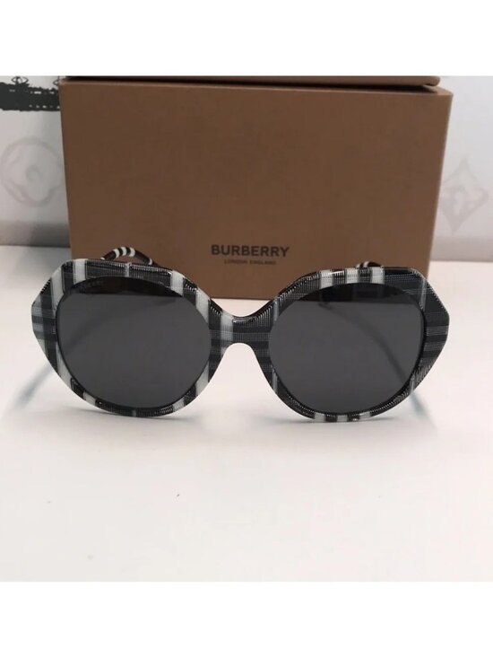 Stylish Black and White Checkered Sunglasses BE4375 4953 main image 8
